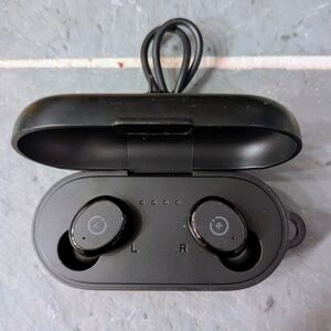 Wireless Black Smartwatch Earbuds